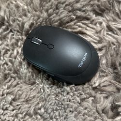 Targus Comfort Multi-Device Antimicrobial Wireless Mouse, Midsize, Black, AMB582 