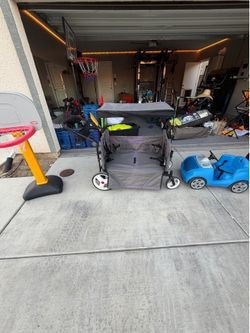 Radio flyer Push or pull ride in wagon