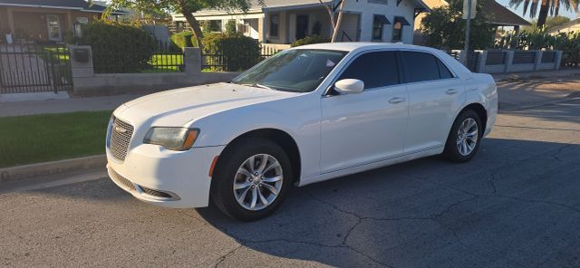 2015 Chrysler 300