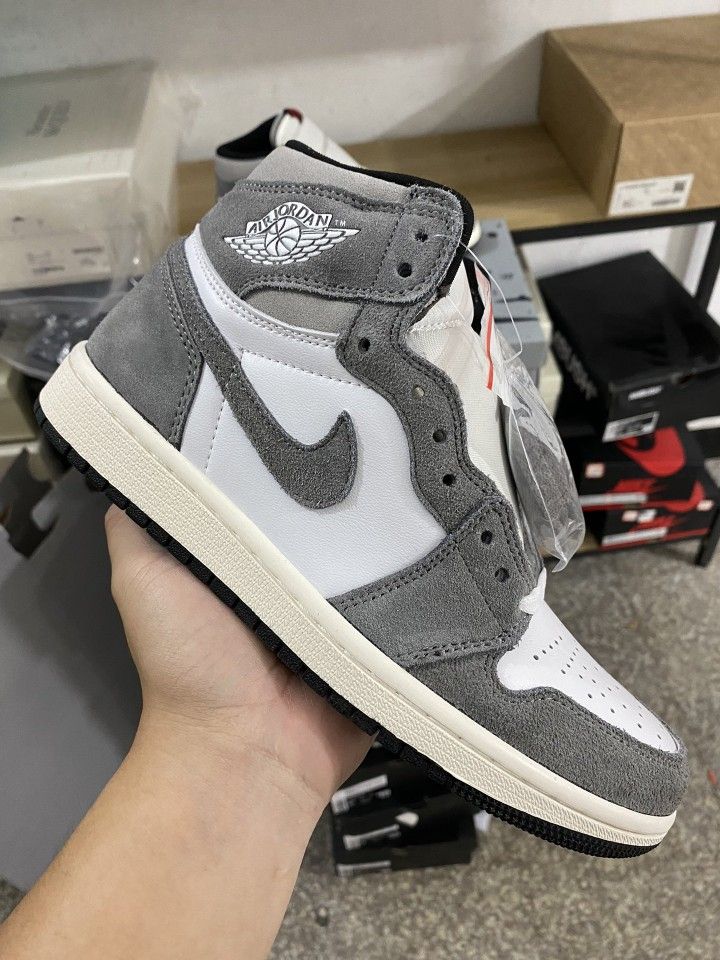Air jordan 1s HIGH more colors available