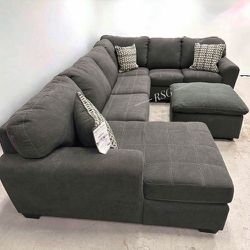 Black Sectional Couch Set⭐$39 Down Payment with Financing ⭐ 90 Days same as cash