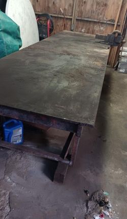 Welding table