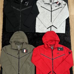 Nike Tech Fleece