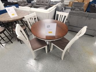 Round Table Dining Set
