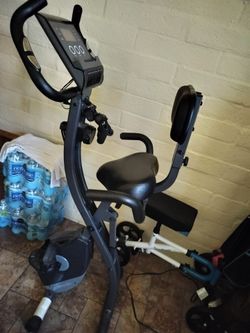 In very good condition adjustable