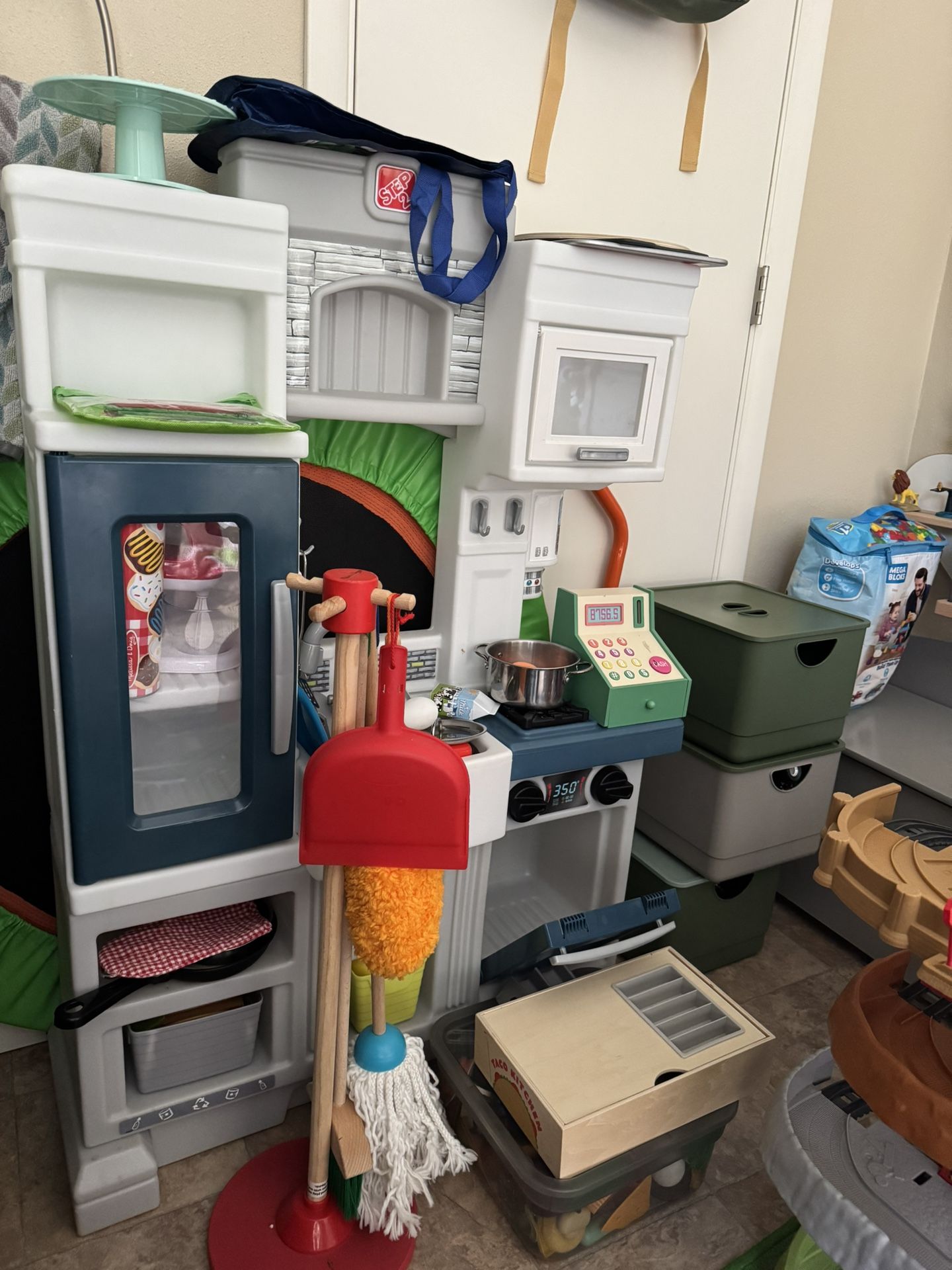 Play Kitchen + All Accessories