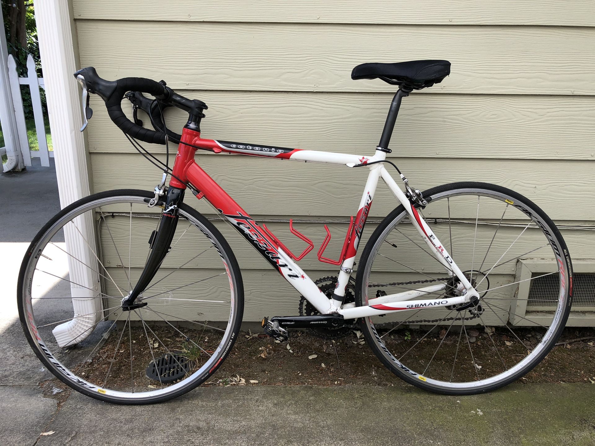 Fezzari Catania road bike