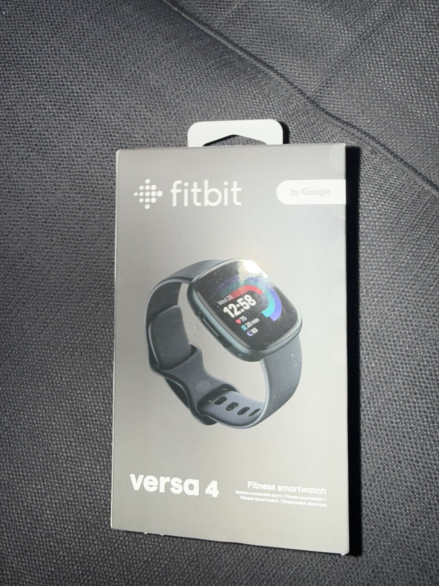 Fitbit Versa 4