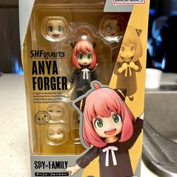 TAMASHII NATIONS - Spy x Family - Anya Forger Uniform Ver., Bandai Spirits S.H.Figuarts Action Figure