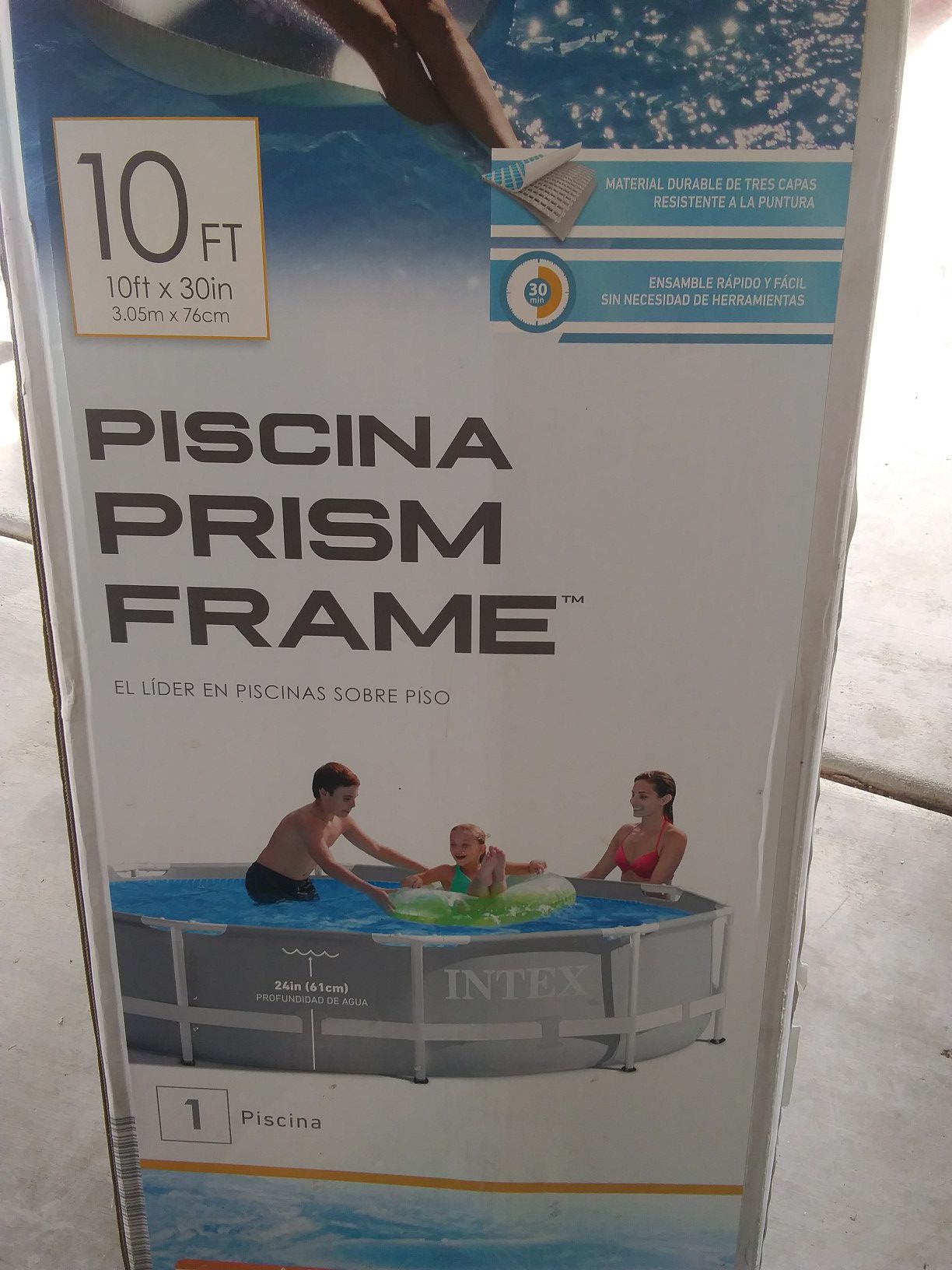Picsina 10ft and accessories