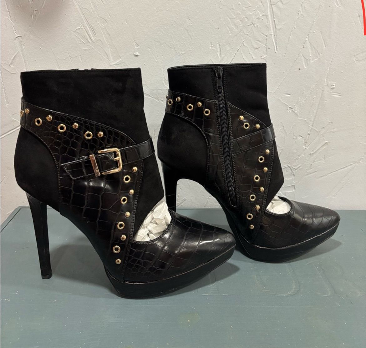 Black Studded Women's High Heel Boots