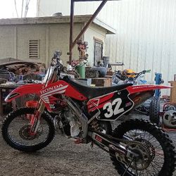 Dirt Bike Cr250r