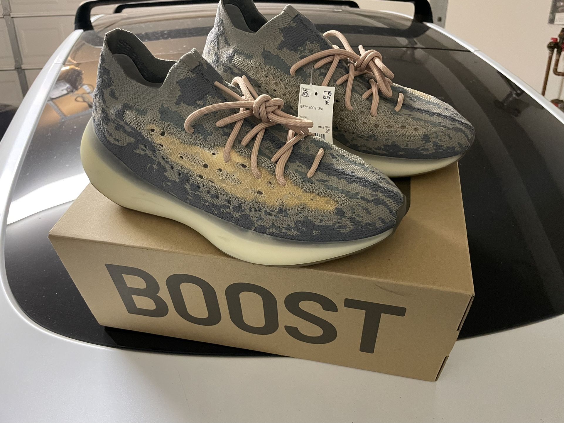 Yeezy 380 Mist Size 11