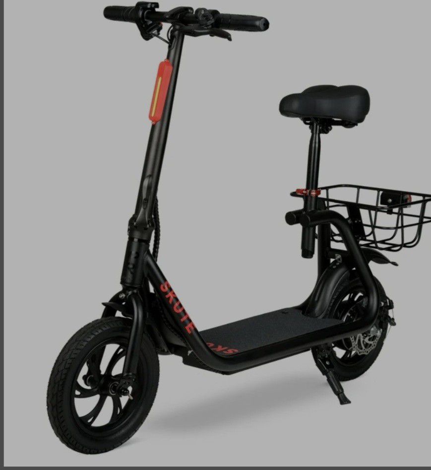 SKUTE ELECTRIC SCOOTER 