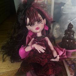 DRACULAURA Monster Ball G3 