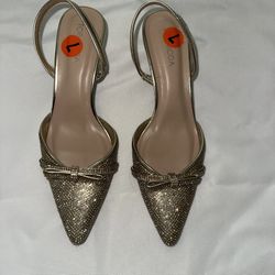 Elegant Sparkling Gold Slingback Heels