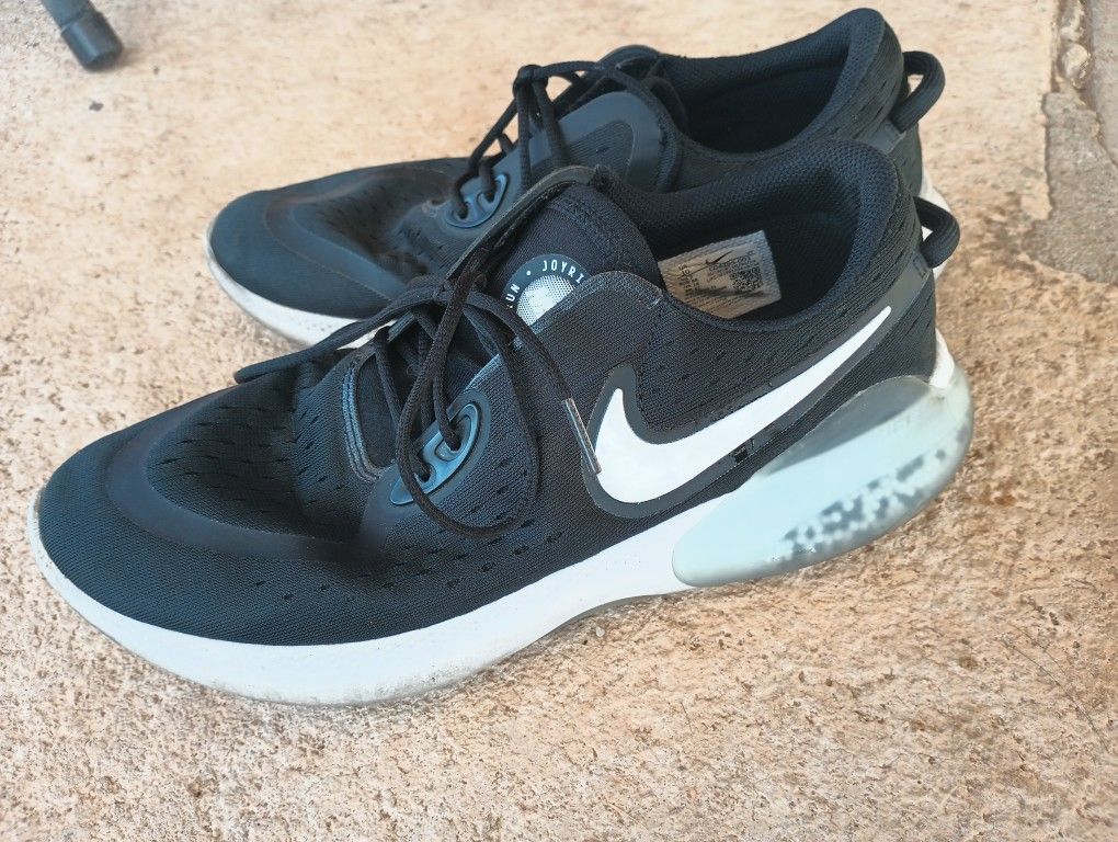 Nike Sneakers Sz. 10