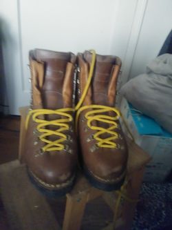 Botas de trabajo italianas en buenas condiciones 10 imedio