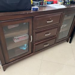 ENTERTAINMENT CENTER