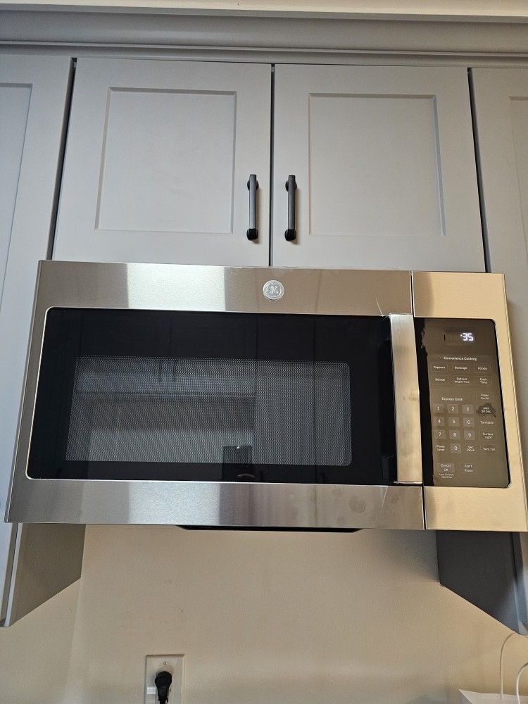 Microwave Hood Range
