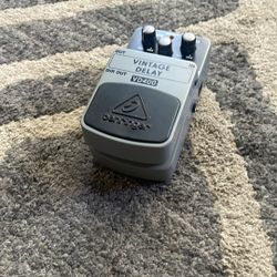 Delay Pedal Behringer