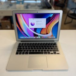 MacBook Air 13inch 8Gb Ram /128ssd macOS Monterey 