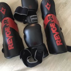 MMA Boxing Gloves And Shin Guards