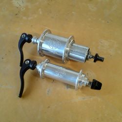Vintage White Industries 32 Hole Hubs with Vintage Salsa Flip Off Titanium Skewers