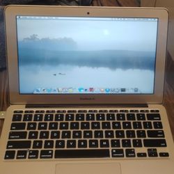 Apple MacBook Air
