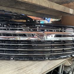 Chevy Tahoe Grille Part