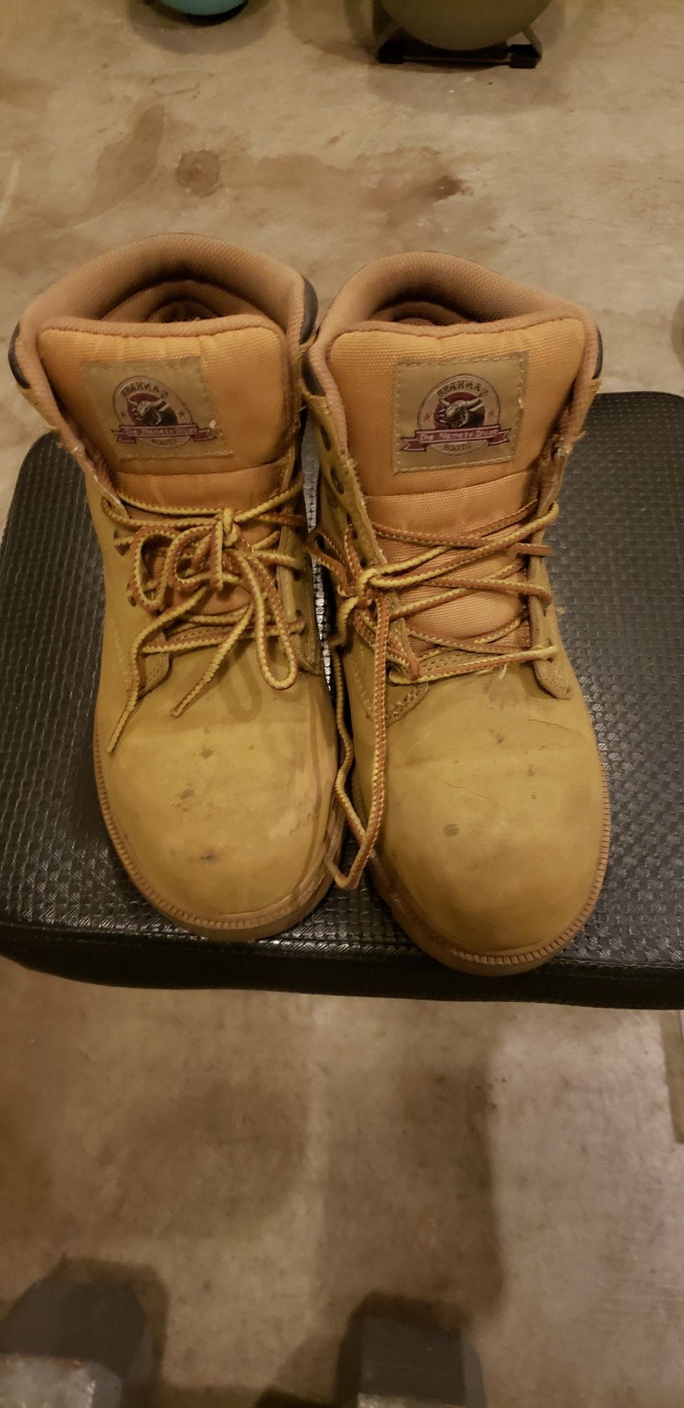 Womens work boots size 7.5
