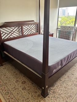 Like New Purple Restore Plus Soft California King Mattress