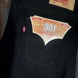 Levis