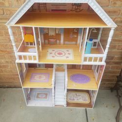 Doll House 