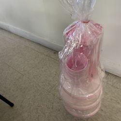 Tupperware Brand New Set