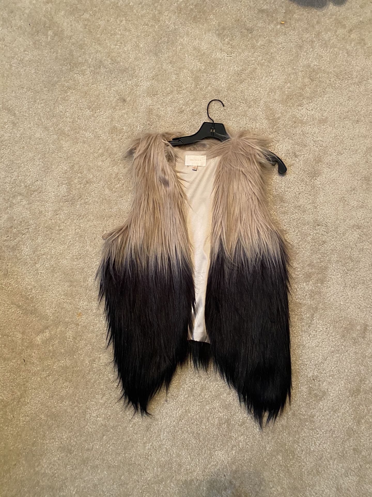 Womens Fur Vest - Faux Fur- Size Small But Fits Medium 