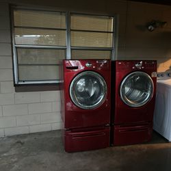 One Pair of   LG Dryer And Washer For PARTS.