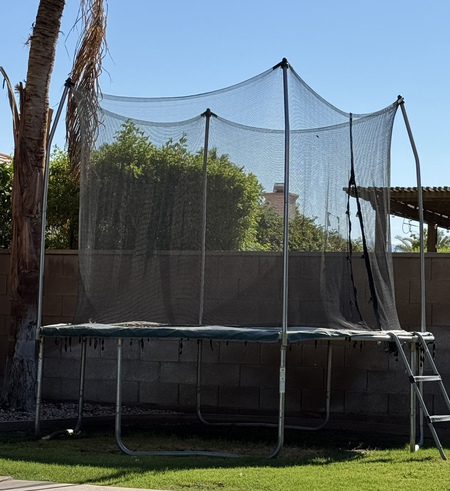12ft Space Zone II Evolution Springsafe Trampoline & Enclosure