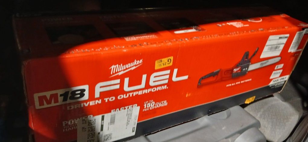 M18 FUEL CHAINSAW NEWNEW