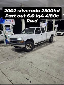 2002 silverado 2500hd 6.0 4l80e rwd part out