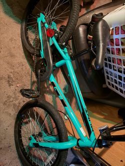 GT Performer 20” BMX Bike — Teal/Black