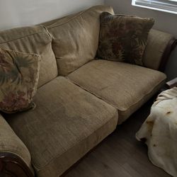 Vintage Love Seat For Free 