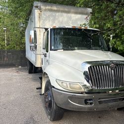 26ft box truck 