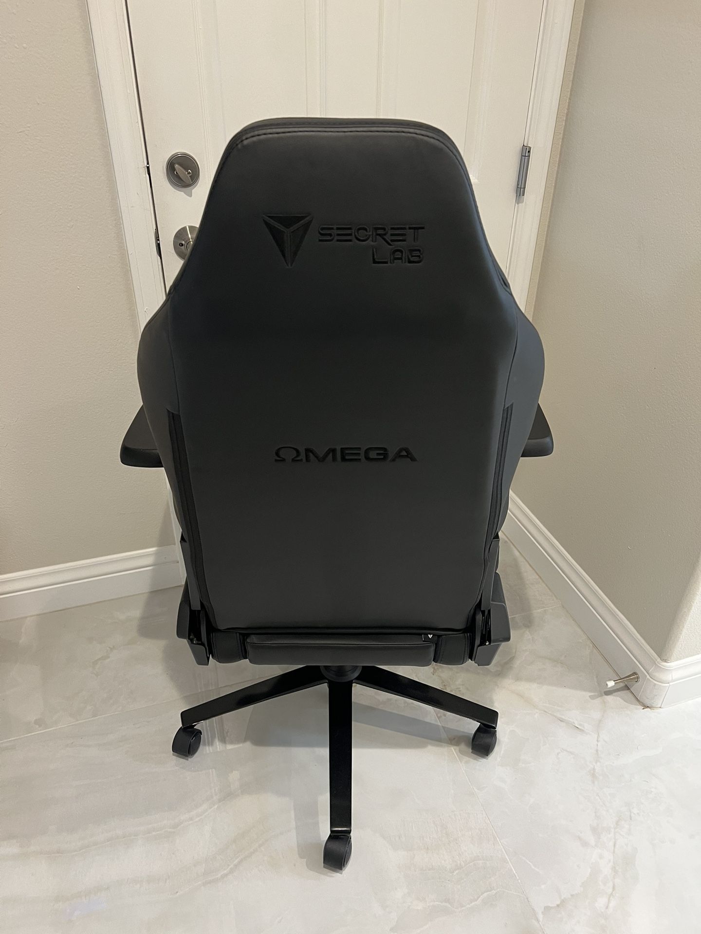 Omega Secret Lab Gamer Chair