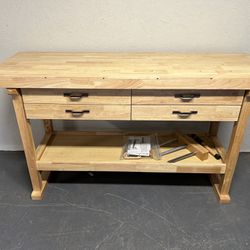 Wood Workers bench.  Excellent Condition.   No Use. 