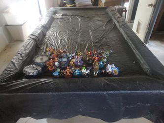 Alot Of Skylanders