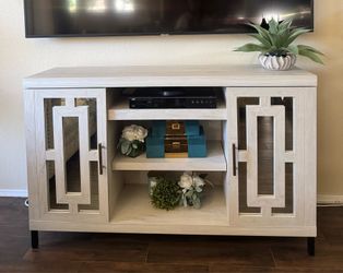 Amabel TV Stand
