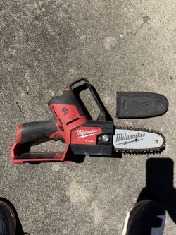 Milwaukee Chainsaw