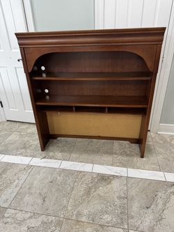 Shelves or bookcases/ excellent for organized small items