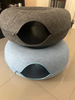 Cattasaurus Peekaboo Caves- Jumbo